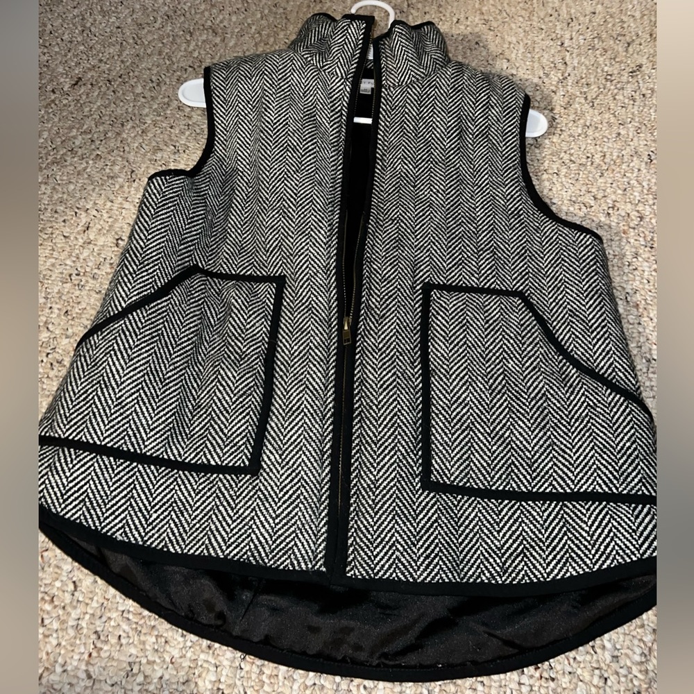 Medium vest